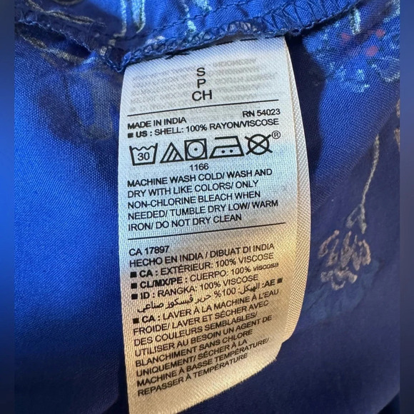 NWOT - Old Navy Halter Shift Dress in Blue Floral - Picture 4 of 6